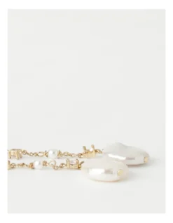 Basque Dainty Chain With Pearl Drop Earrings In Gold -Basque Store Online 793549540 3 1 720x928