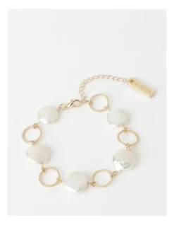 Basque Flat Pearl Chain Bracelet In Gold