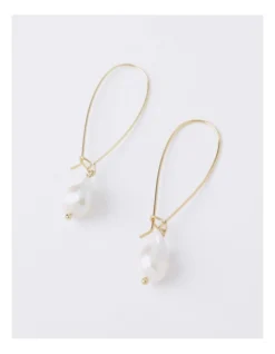 Basque Irregular Pearl Fine Drop Earrings In Gold