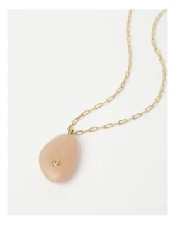 Basque Irregular Orange Stone Pendant In Gold
