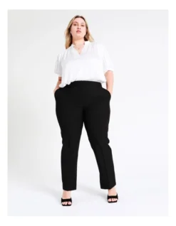 Basque Essential Straight Leg Pant In Black